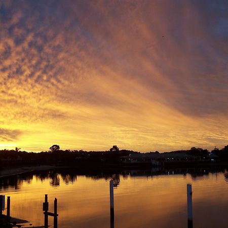 Maroochy Waterfront Motel Sunshine Coast Exterior foto