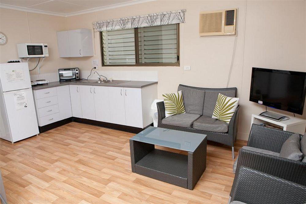 Maroochy Waterfront Motel Sunshine Coast Exterior foto